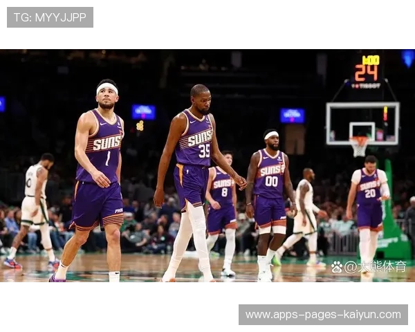 布克外线三分，太阳进攻端精准高效：空间与节奏编织的进攻胜览