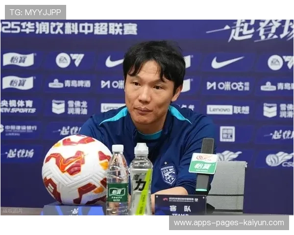 武汉三镇引援再出重手，邓卓翔力求战术突破