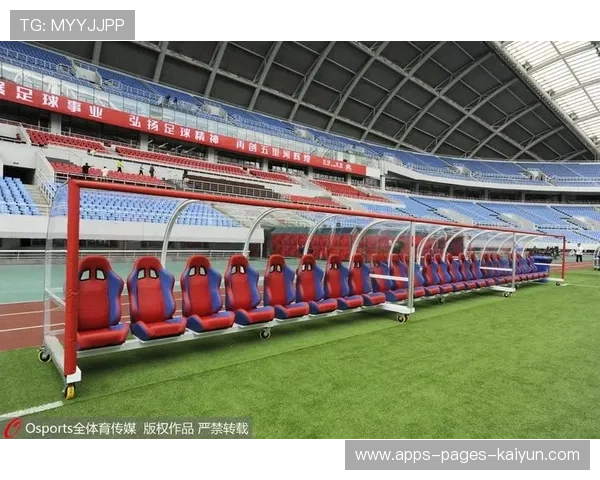 世界杯引入替补席智能面板，球员可即时查看数据