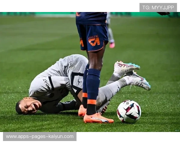 巴黎内马尔后脚跟妙传制造绝佳机会：在场上艺术与商业灵感的交汇