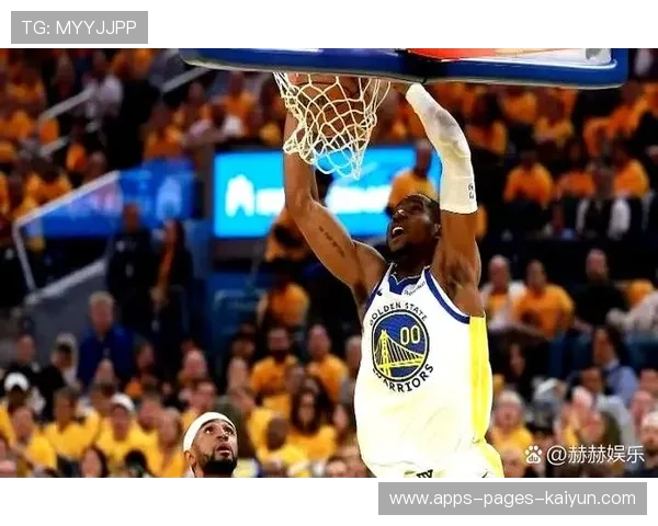 勇士低位战术解锁，全场进攻更加立体